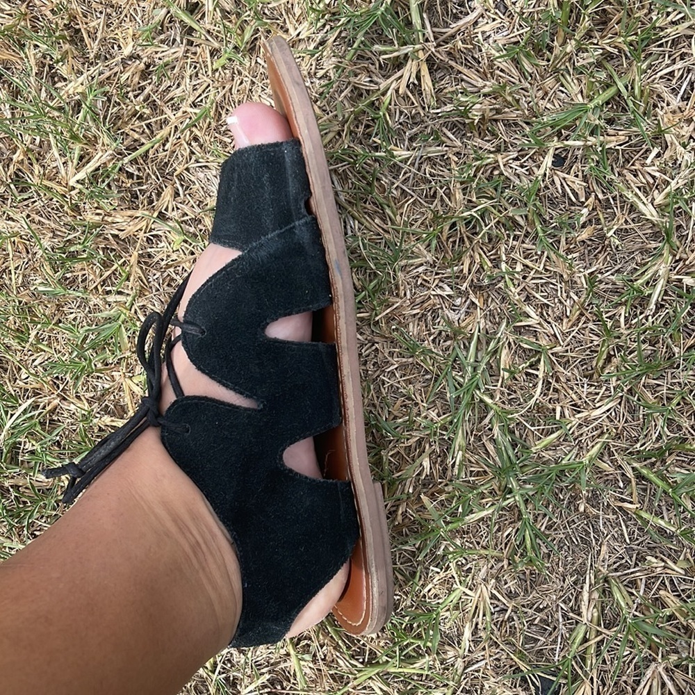 TOMS Black Sandals - Picture 6 of 8